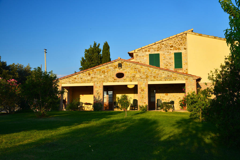 Agriturismo Podere Micitto Usi ภายนอก รูปภาพ